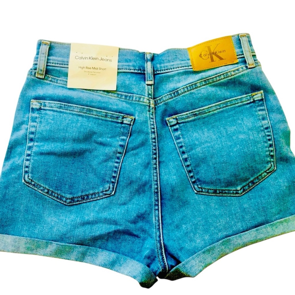 CALVIN KLEIN Blue Jean Shorts *Brand New w/tags! Very flattering!